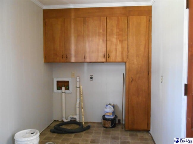 Building Photo - 1234 Manorway Dr