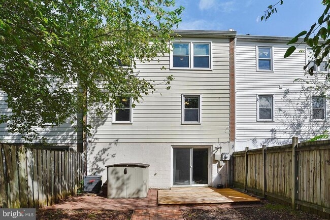 Building Photo - 9438 Abingdon Ct