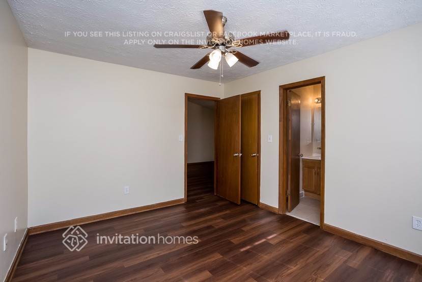 Building Photo - 608 Windsor Dr SE