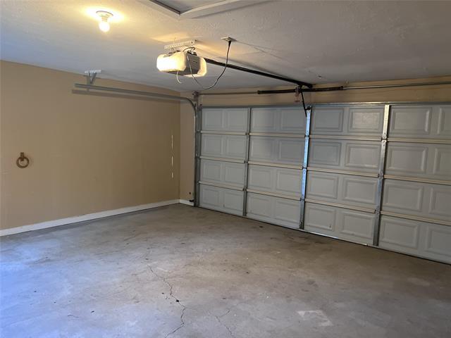 Building Photo - 3728 Seguin Dr