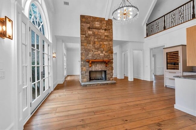Building Photo - 115 Mount Paran Ridge