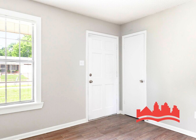 Building Photo - 5293 Beaverton Dr