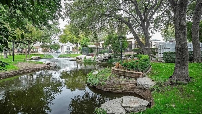 Building Photo - 4242 N Capistrano Dr
