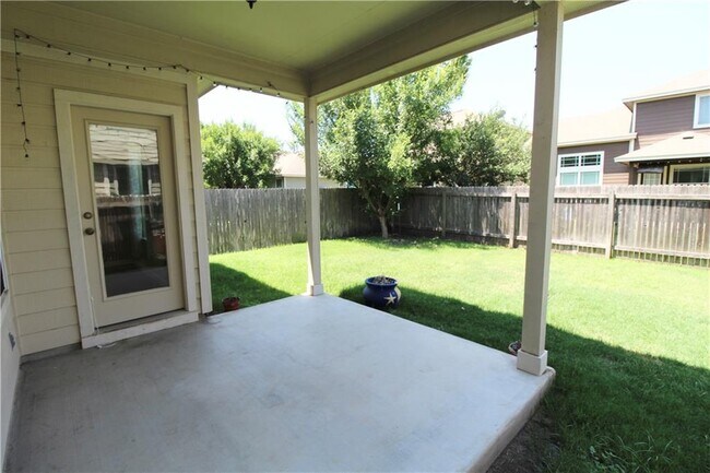 Building Photo - 8532 Inca Dove Drive