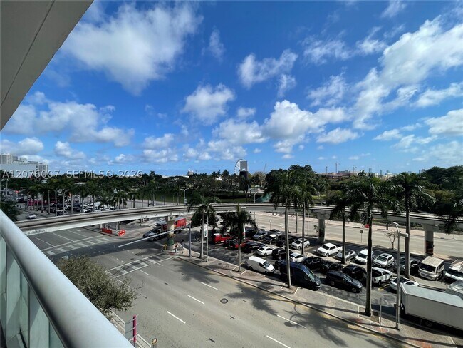 Building Photo - 50 Biscayne Blvd