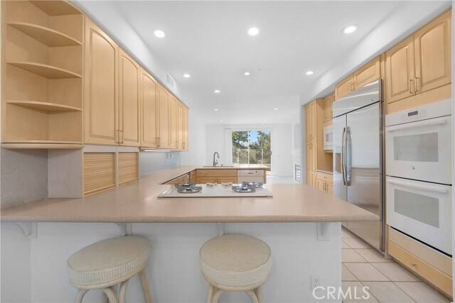 Building Photo - 9 Siena