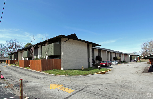 Primary Photo - El Dorado Apartments
