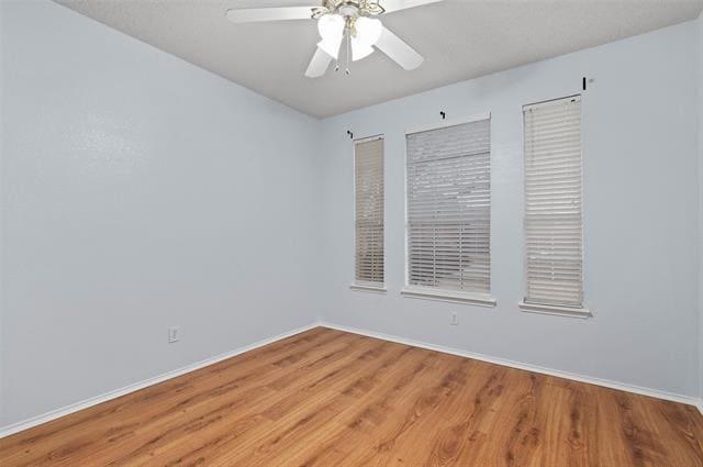 Building Photo - 316 Leameadow Dr