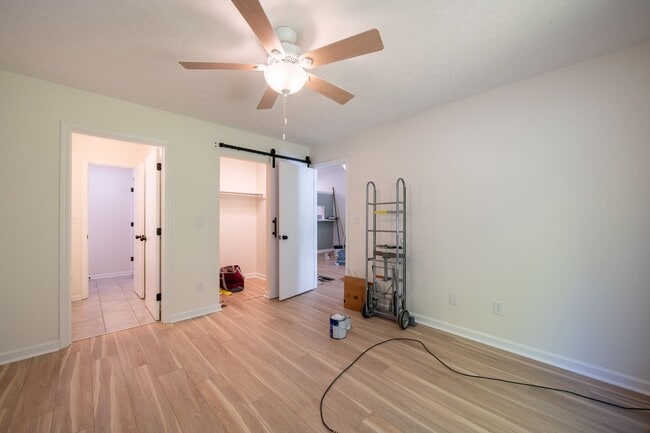 Building Photo - 2 Bed, 2 Bath Renovated Townhouse – Single-Level Living – $1,800/month