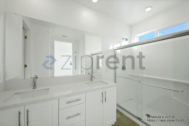 Building Photo - 5602 Gem Ct