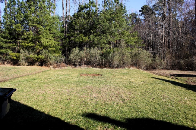 Building Photo - 945 Ujamaa Dr