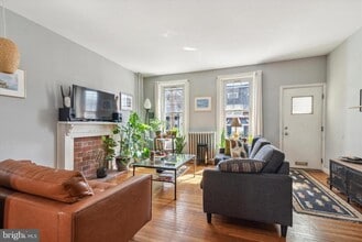 Building Photo - 123 Kalos St