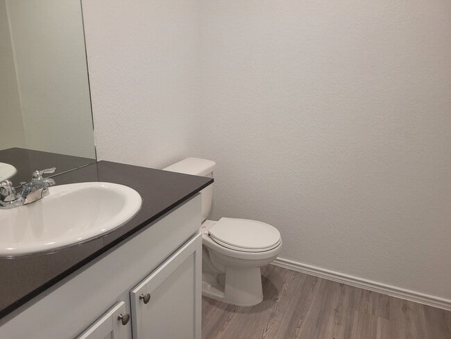 Building Photo - Beautiful 4-bedroom, 2 bathroom minutes from Texas A&M SA!