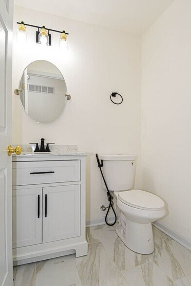 Building Photo - 306 Bright Meadows Dr