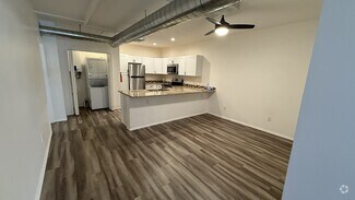 Building Photo - 1020 Lomas Blvd NW