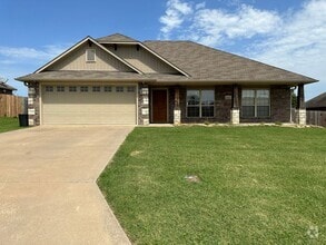 Building Photo - Beautiful Living: 3 Bed, 2 Bath Home with ...