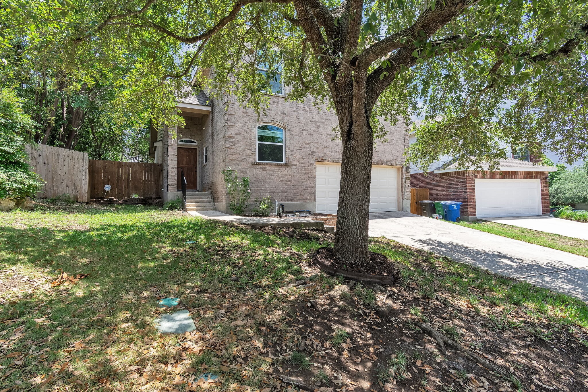 Building Photo - 21539 Encino Lookout