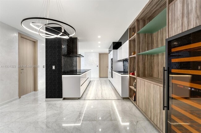 Building Photo - 1000 Brickell Plaza