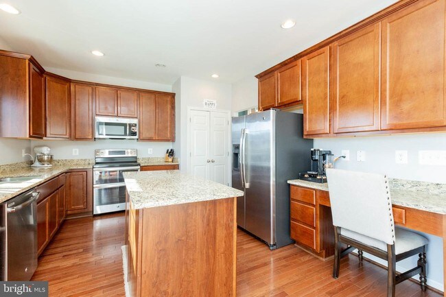 Building Photo - 17670 Cleveland Park Drive