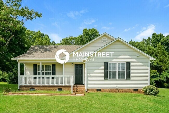 Primary Photo - 3 Bedroom Pet-Friendly Home in CLAYTON, NC...