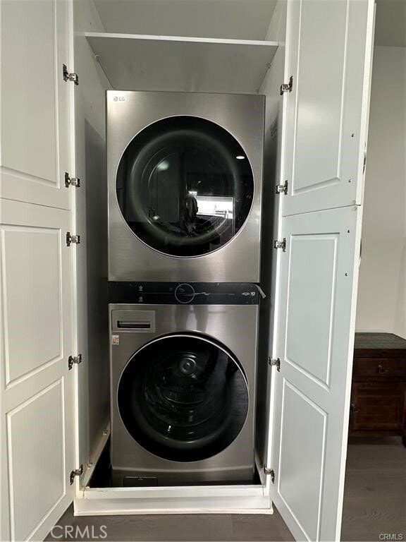 Building Photo - 11715 Ryerson Ave