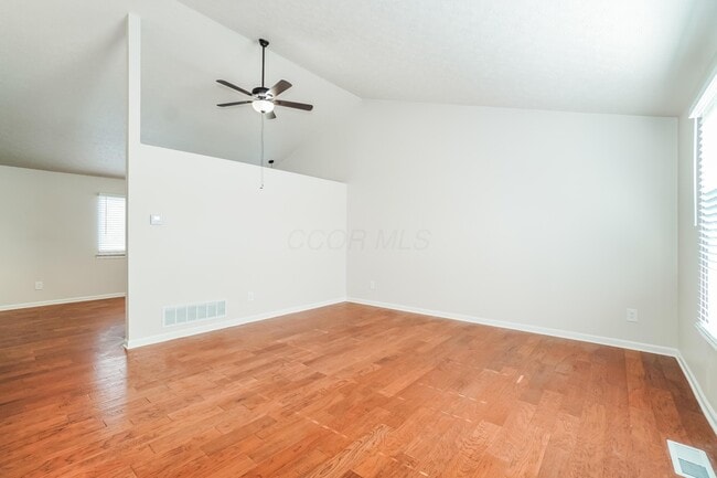 Building Photo - 4008 Thompson Ave