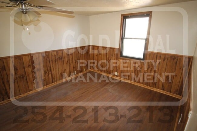 Building Photo - 603 Hill St