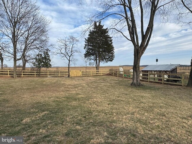 Building Photo - 8787 Hickory Hill