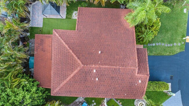Building Photo - 6768 SW 104th Ave