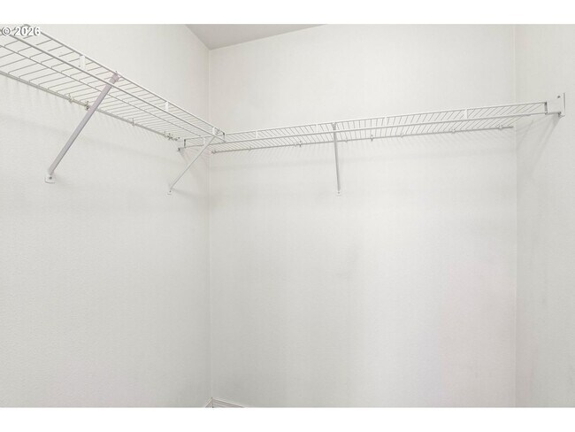 Building Photo - Updated Beaverton Condo with Garage, Balcony & Quartz Counters Near Nike and Intel