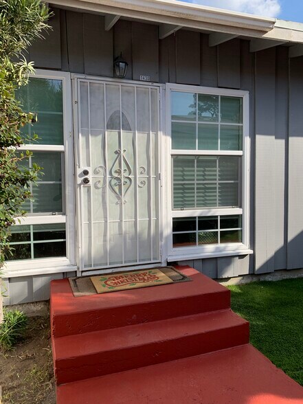 Building Photo - 1430 Manhattan Beach Blvd