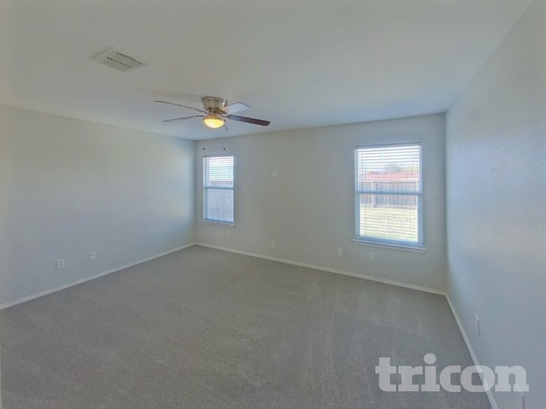 Building Photo - 10300 Animas Ct