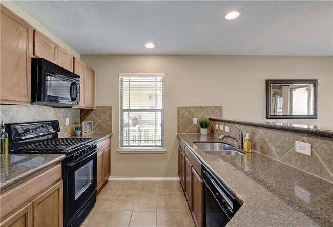 Building Photo - 201 Edwin