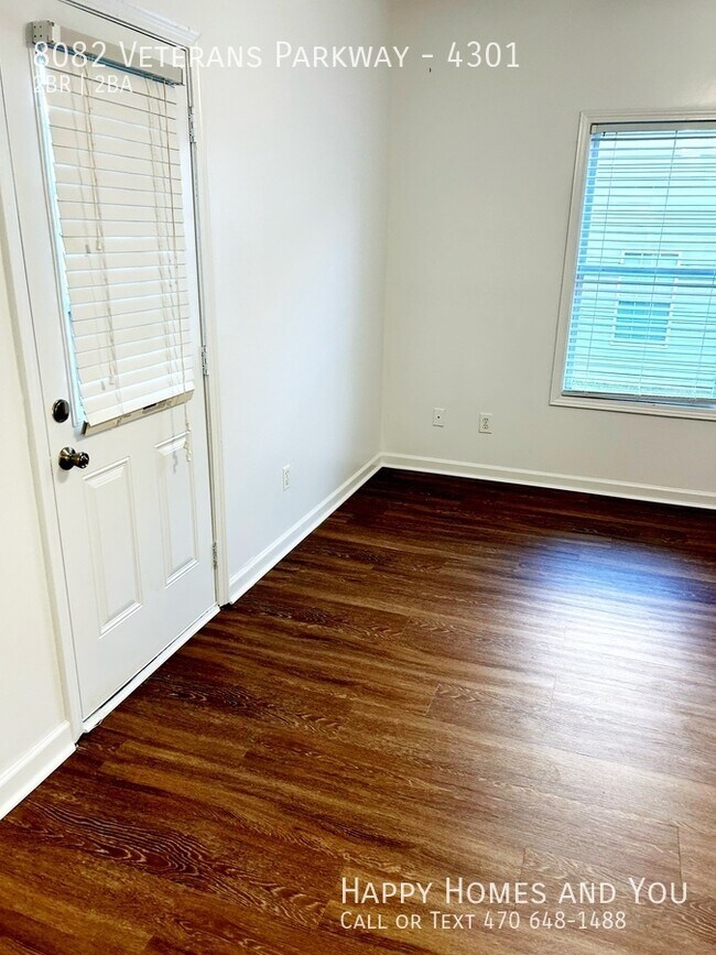 Building Photo - 8082 Veterans Pkwy