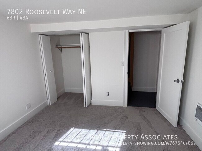 Building Photo - 7802 Roosevelt Way NE
