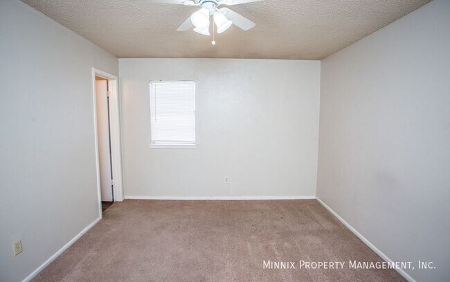 Building Photo - 4804 53rd St