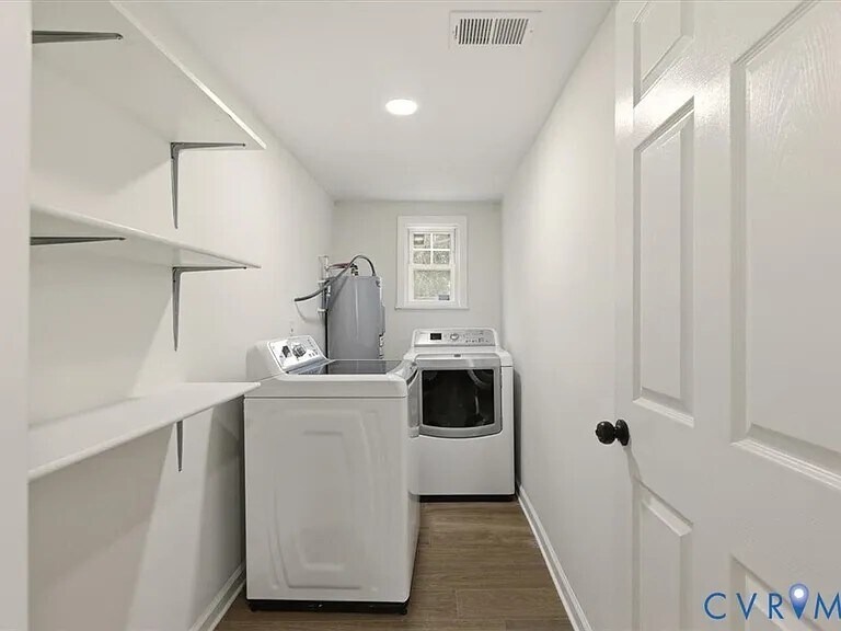 Building Photo - 724 Wilson St