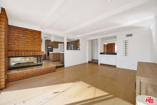 Building Photo - 906 Whitehaven Terrace