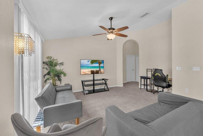 Building Photo - 7001 Interbay Blvd