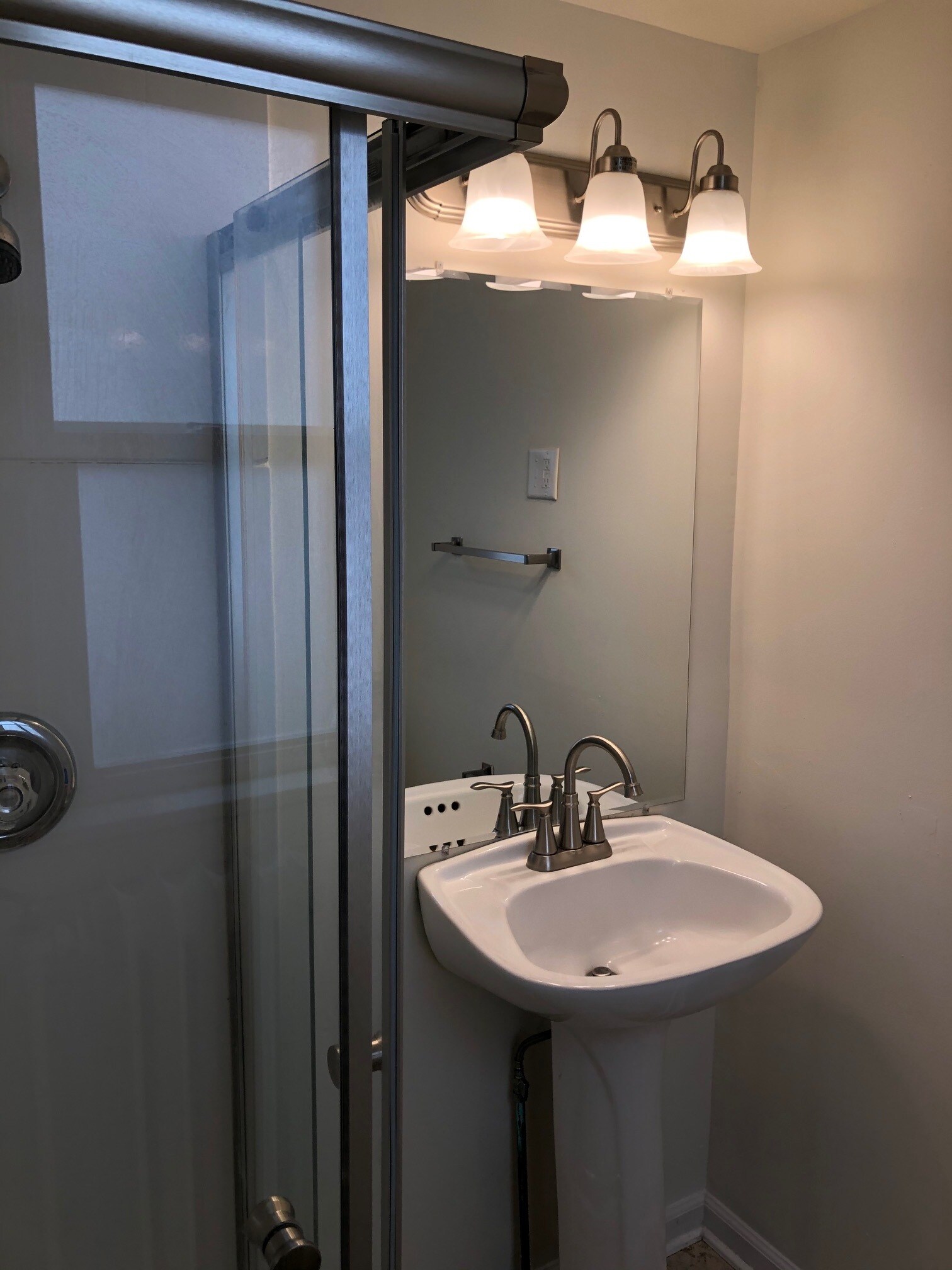 Building Photo - 1107 E Gorham St