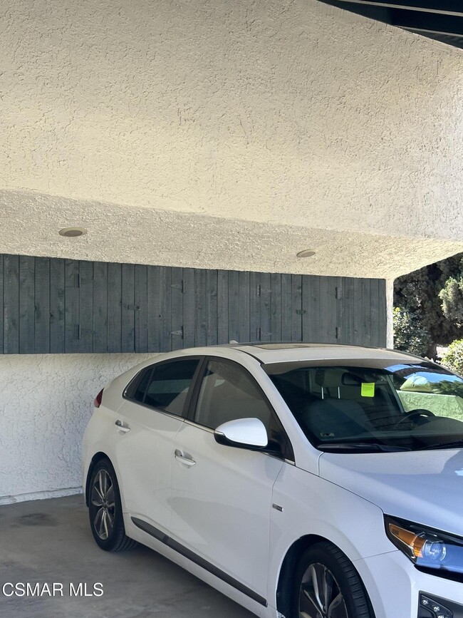 Building Photo - 1831 Foursite Ln