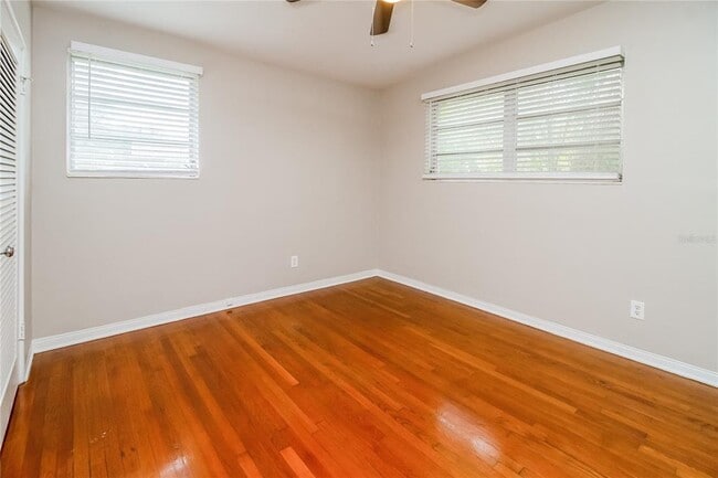 Building Photo - 408 N Blue Lake Terrace
