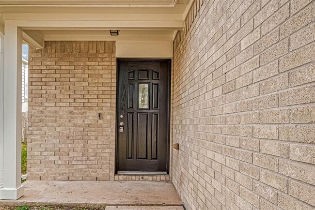 Building Photo - 1339 Kane Ct