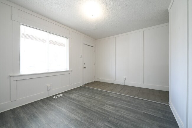 Building Photo - 151 NORTH PROPERTY LLC