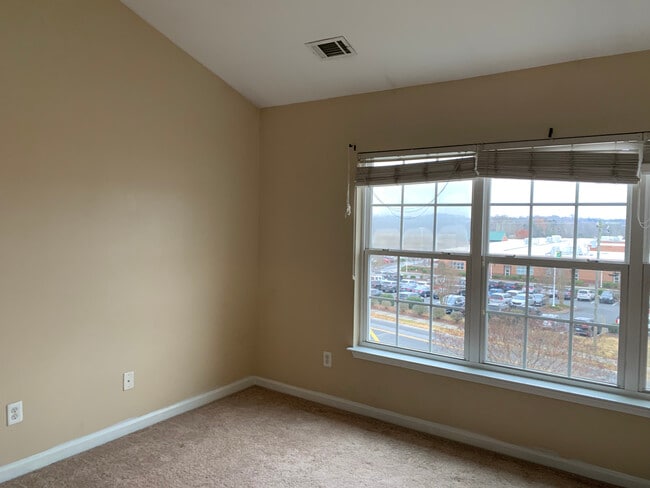 Building Photo - 9578 Walkers Glen Dr NW