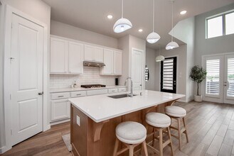 Building Photo - 16635 Bristol Steel Ln