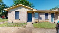 Building Photo - 1601 Cloverdale Ct