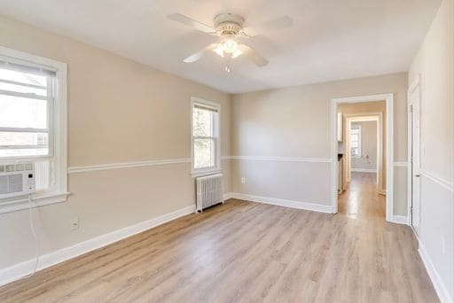 Building Photo - 8507 Flower Ave - Unit 4 Takoma Park, MD 20912 - 2 YEAR LEASE SPECIAL - PETS OK! -  Large 1 Bed w...