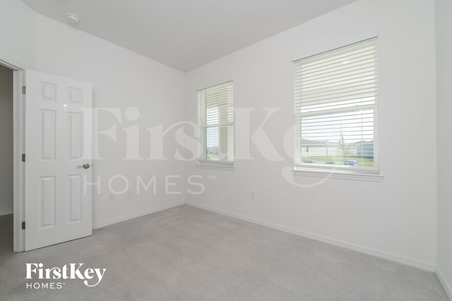 Building Photo - 1246 Ponca Rd