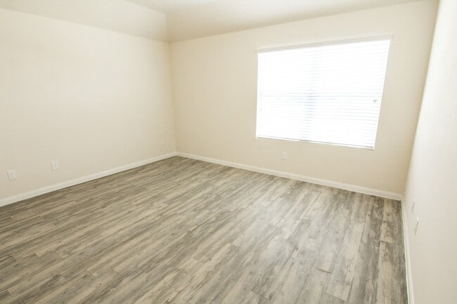 Building Photo - 941 Fletcher Hills Ct
